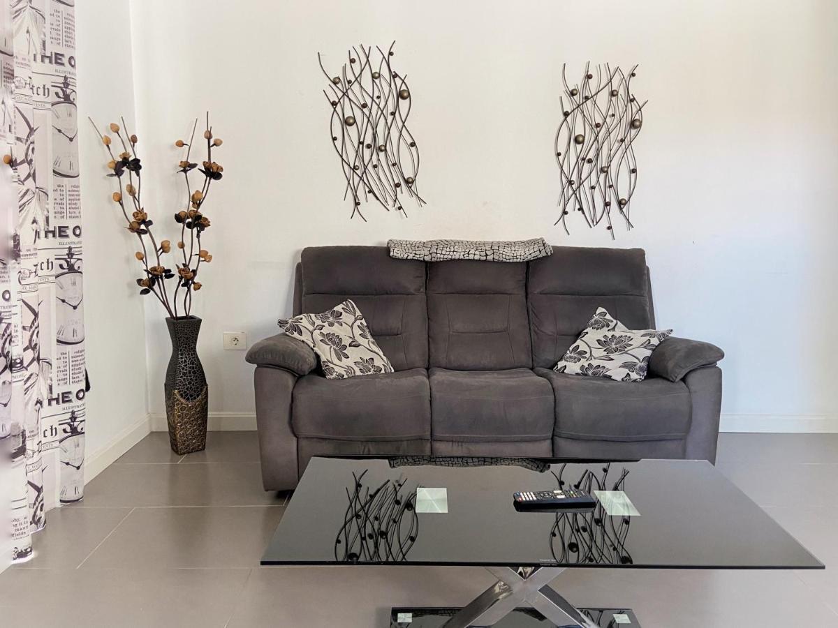 1 Bed Los Cristianos Near The Bus Station Arona  Buitenkant foto