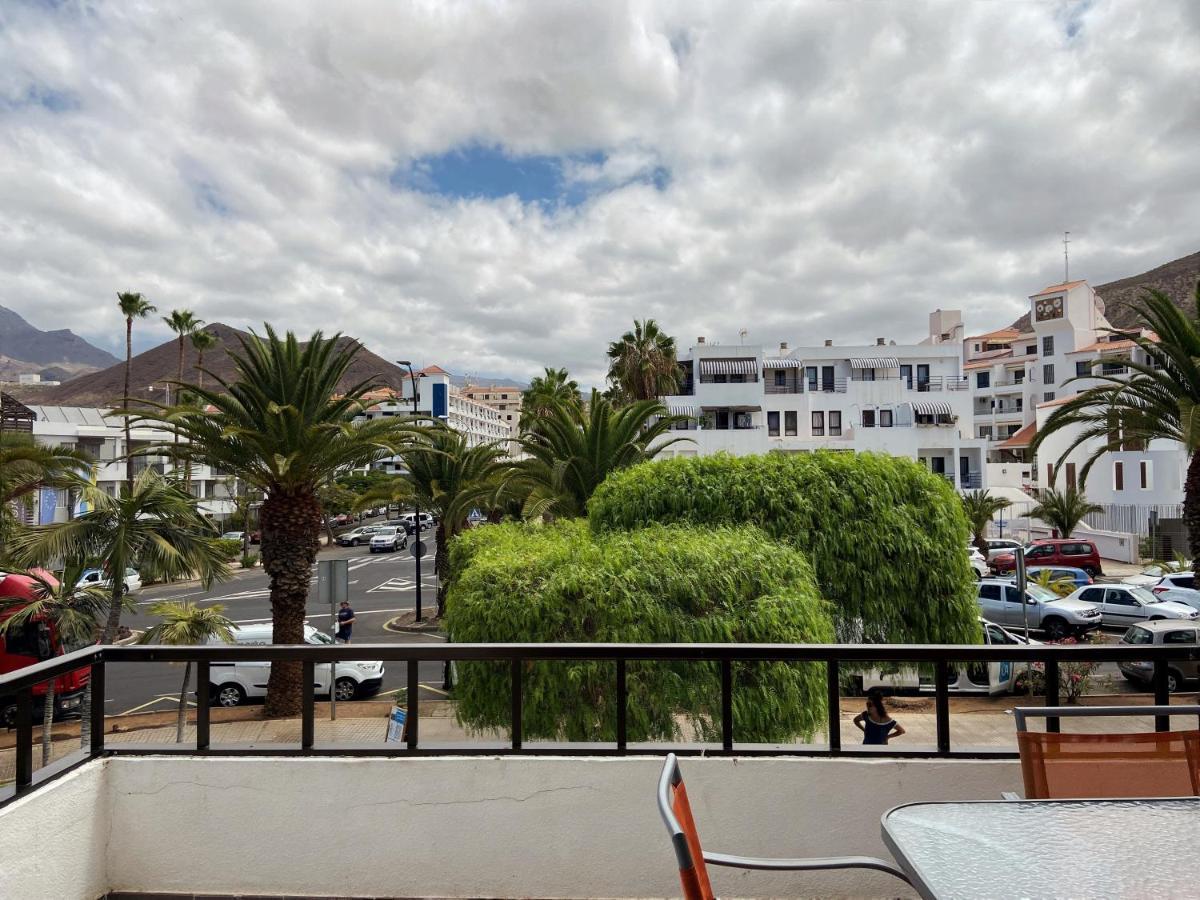 1 Bed Los Cristianos Near The Bus Station Arona  Buitenkant foto