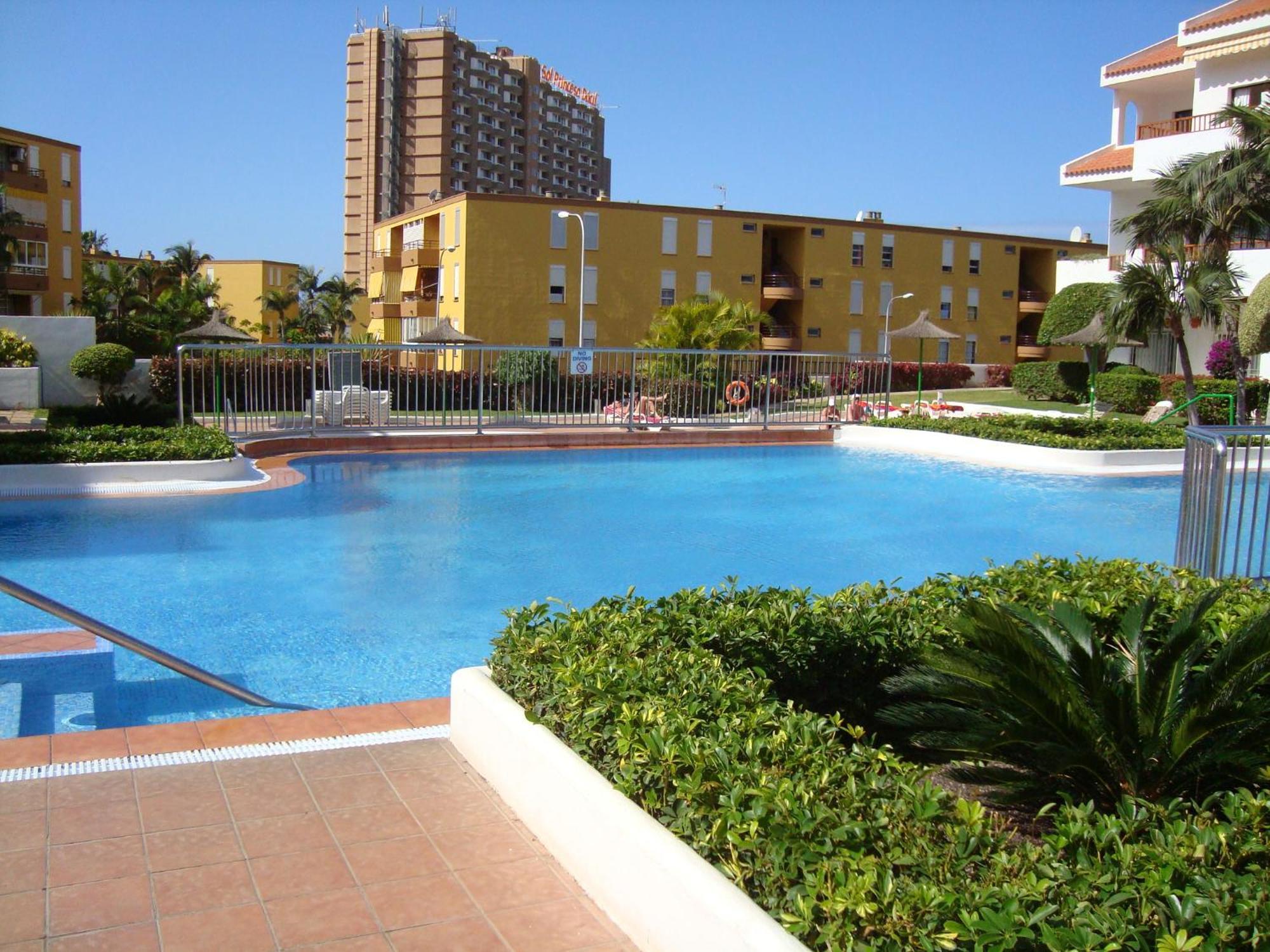 1 Bed Los Cristianos Near The Bus Station Arona  Buitenkant foto