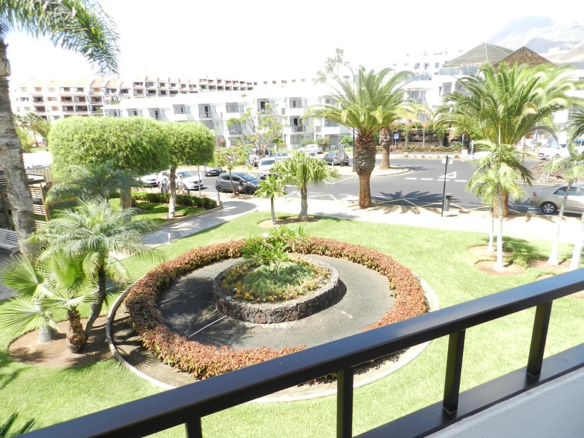 1 Bed Los Cristianos Near The Bus Station Arona  Buitenkant foto