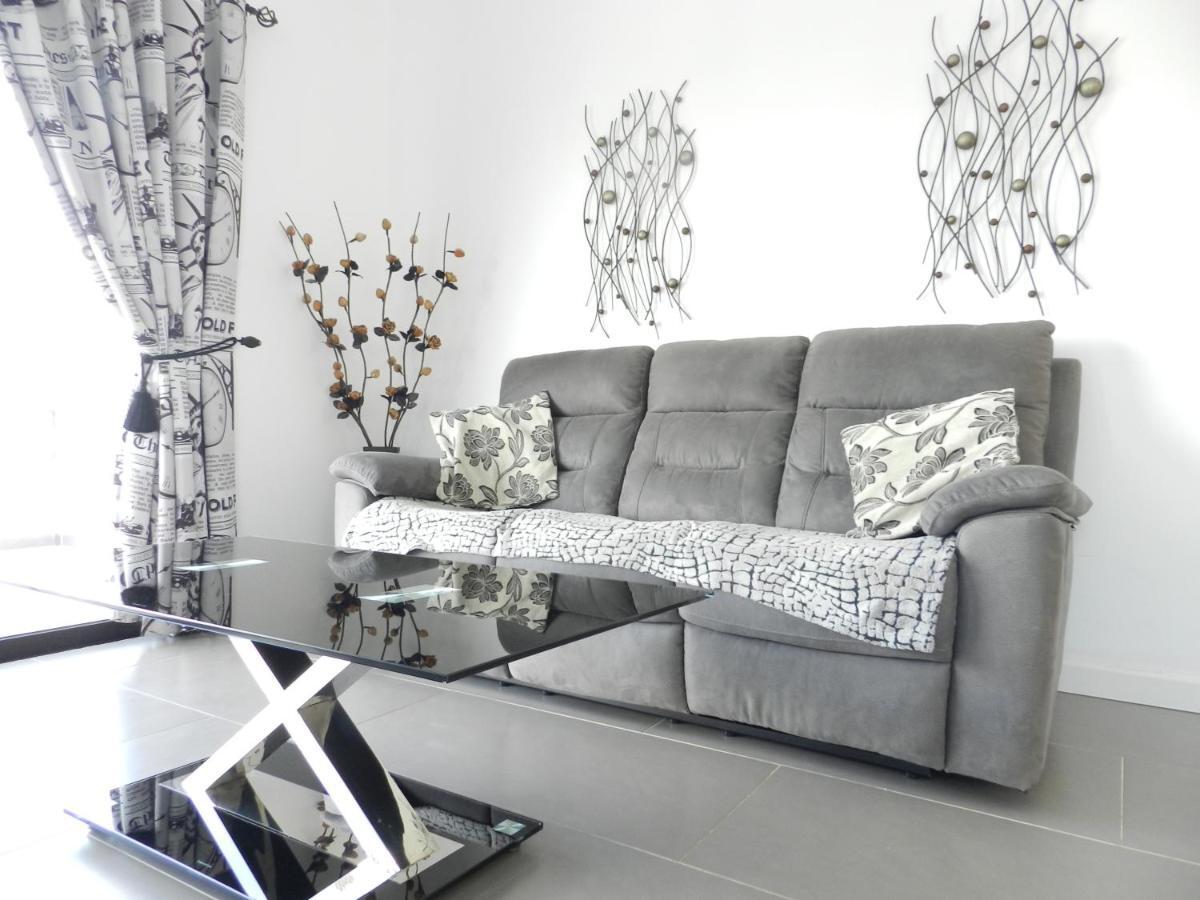 1 Bed Los Cristianos Near The Bus Station Arona  Buitenkant foto
