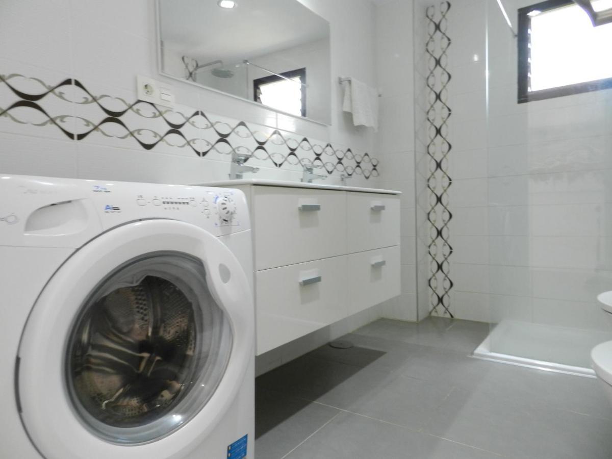 1 Bed Los Cristianos Near The Bus Station Arona  Buitenkant foto