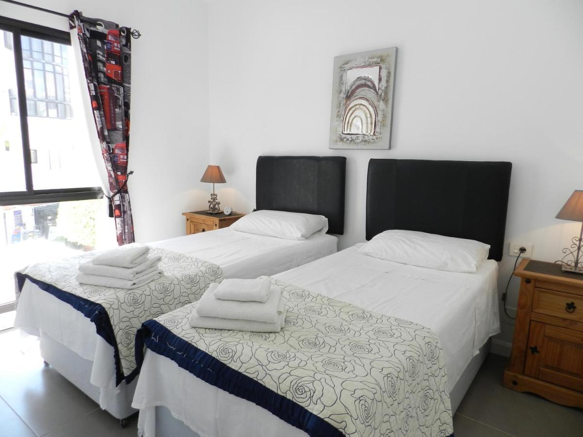 1 Bed Los Cristianos Near The Bus Station Arona  Buitenkant foto