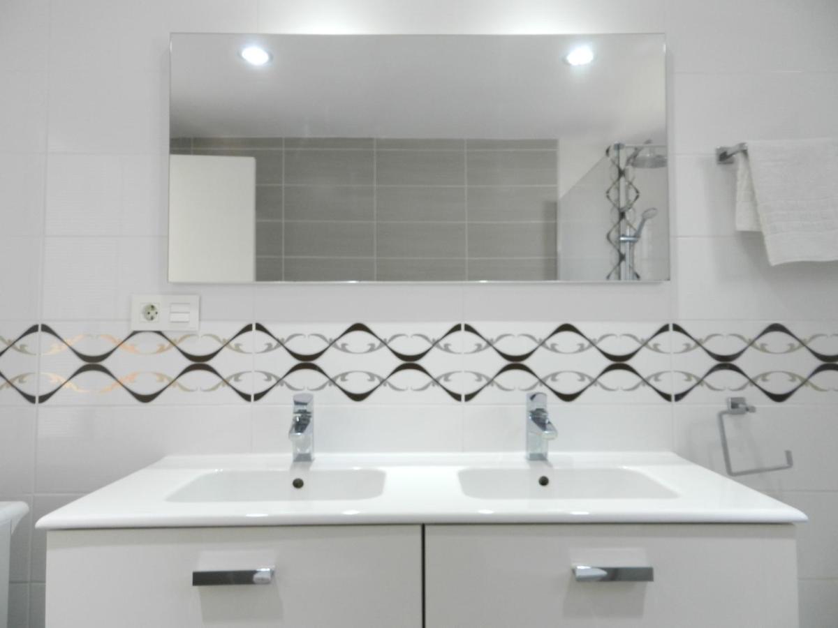 1 Bed Los Cristianos Near The Bus Station Arona  Buitenkant foto