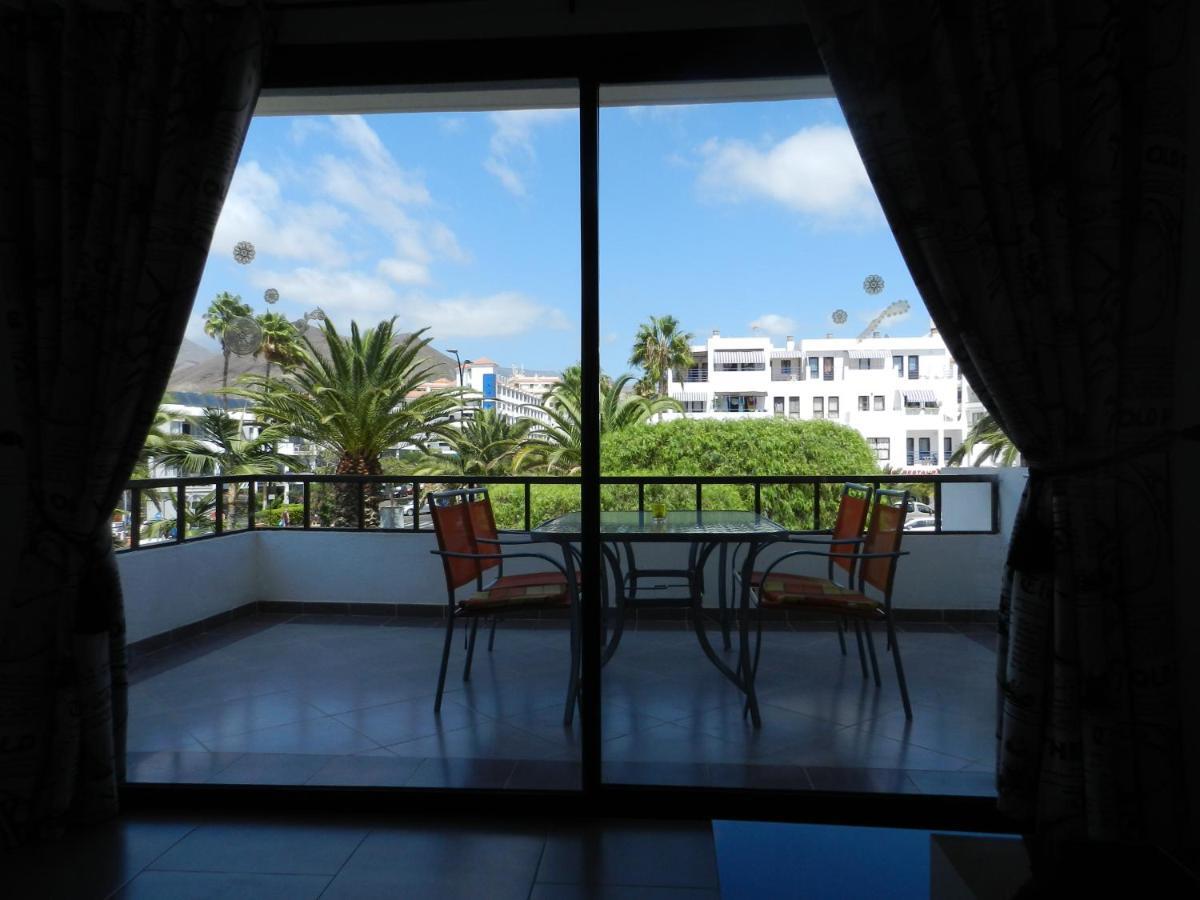 1 Bed Los Cristianos Near The Bus Station Arona  Buitenkant foto